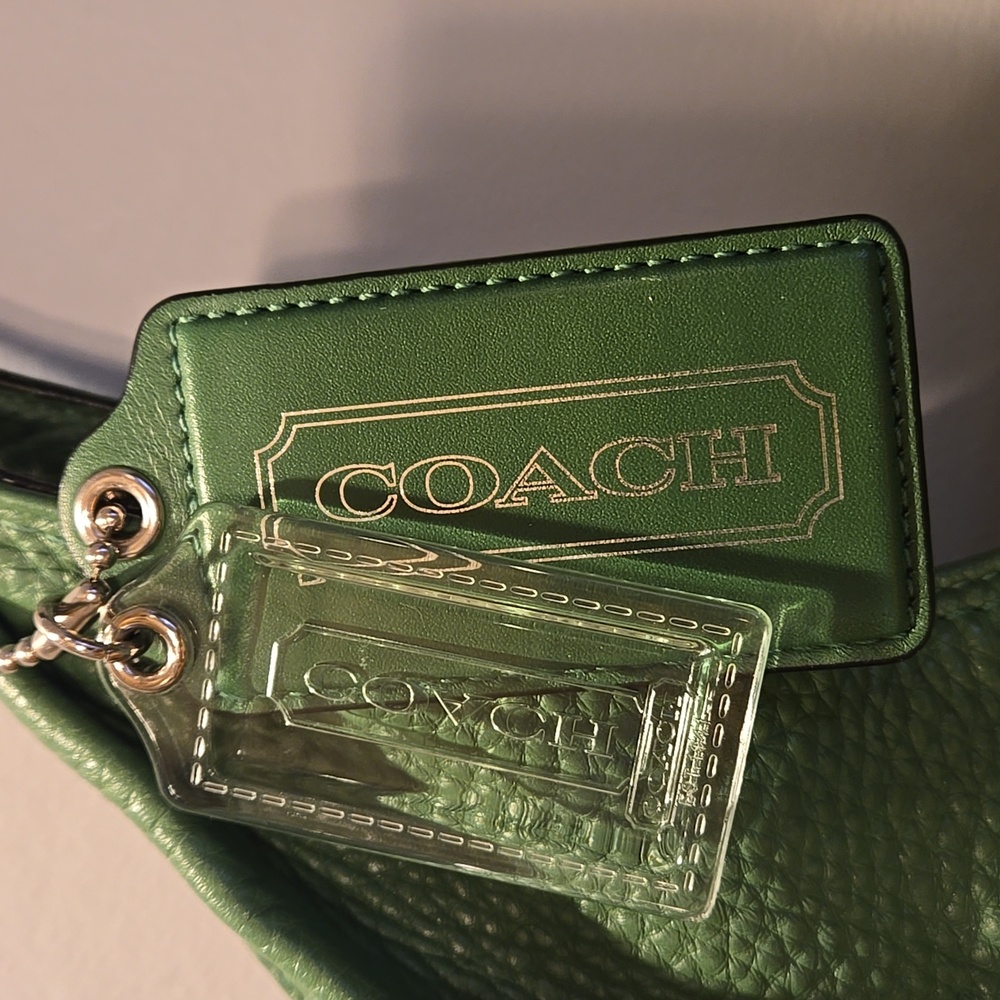 Coach Vintage "Julia" Green Pebble Leather Hobo Bag RARE - Picture 2 of 10